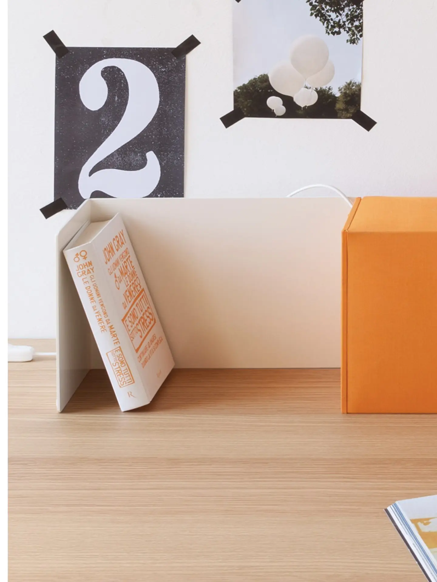 2700x1290_arturo_table_lamp_design_formabilio-sx